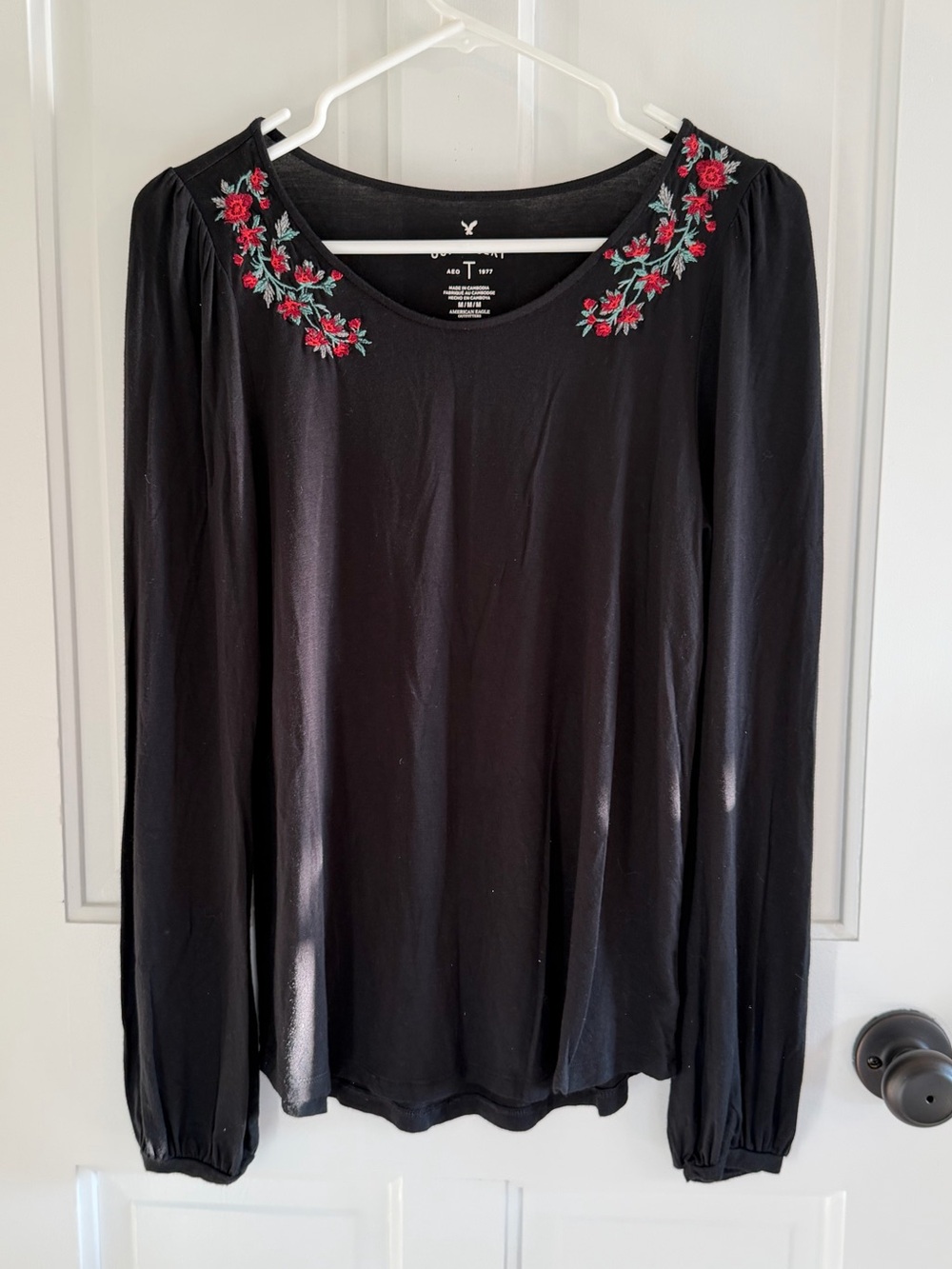 American Eagle Soft & Sexy Embroidered Floral Long Sleeve Top Black M